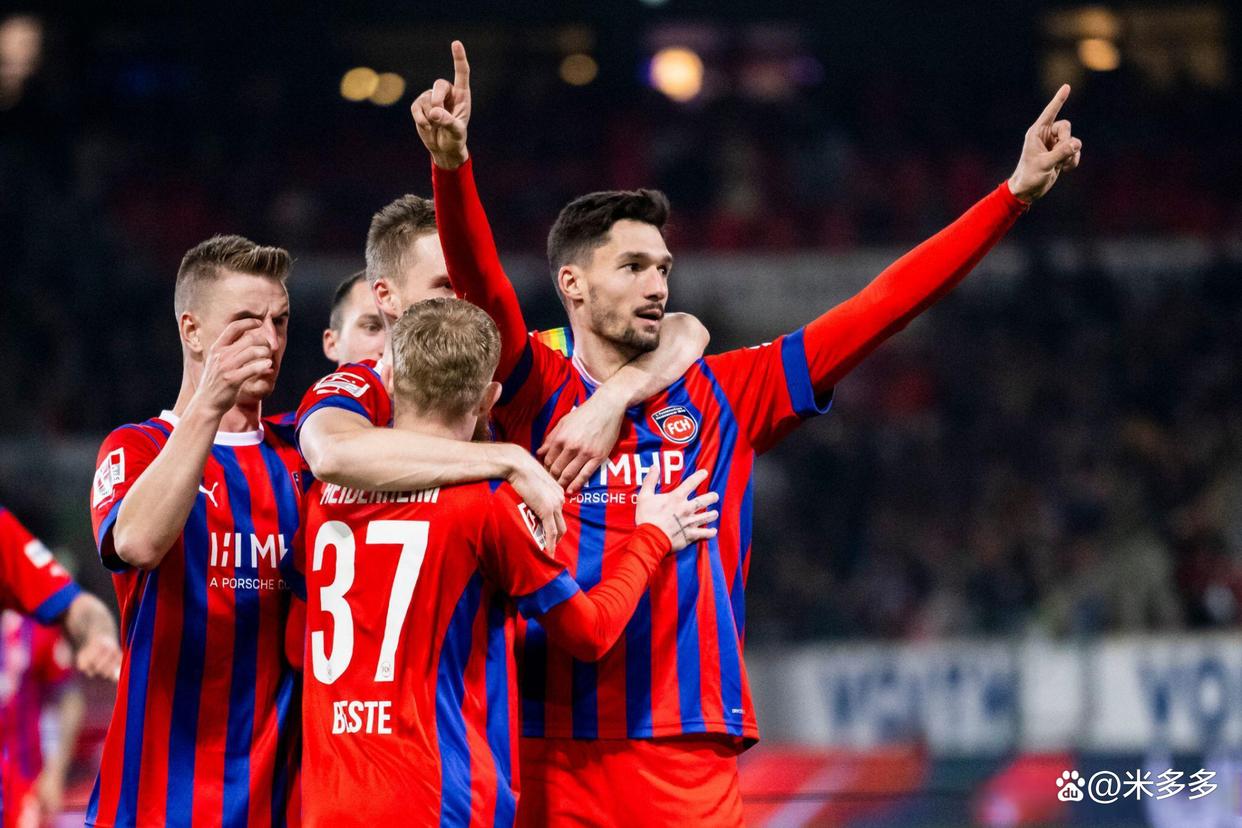 包含斯图加特客场大胜保住德甲资格确保留在联赛主舞台的词条 包含斯图加特客场大胜保住德甲资格确保留在联赛主舞台的词条